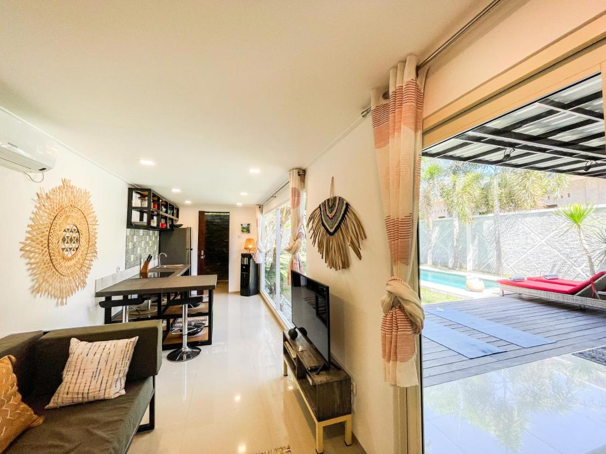 Villa Kotak Surfers Escape Reopening Rates Apply Now Селонг Беланак Екстериор снимка