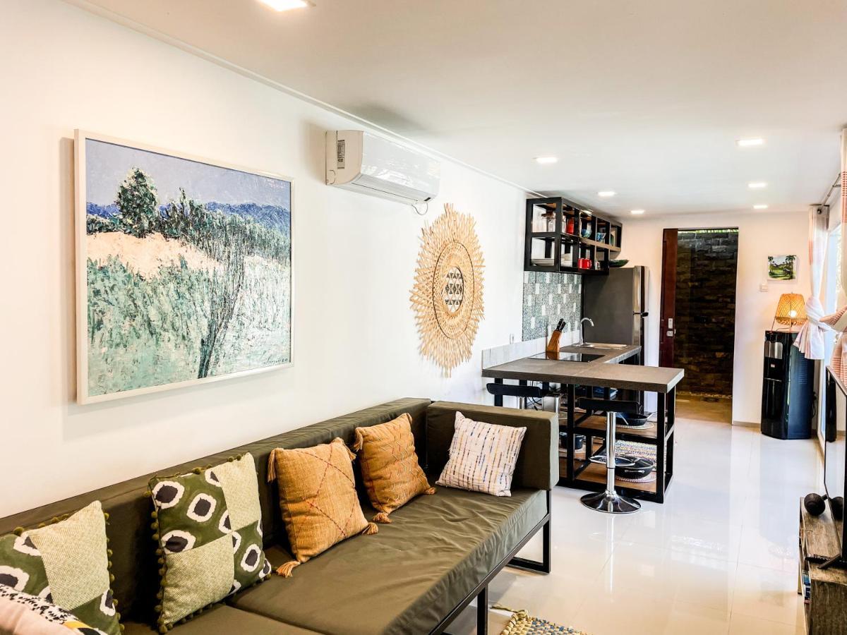 Villa Kotak Surfers Escape Reopening Rates Apply Now Селонг Беланак Екстериор снимка